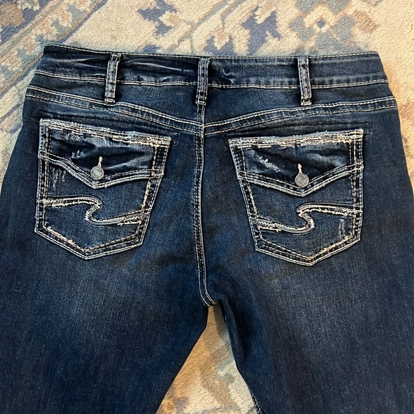 Silver Jeans - Picture 2 of 5